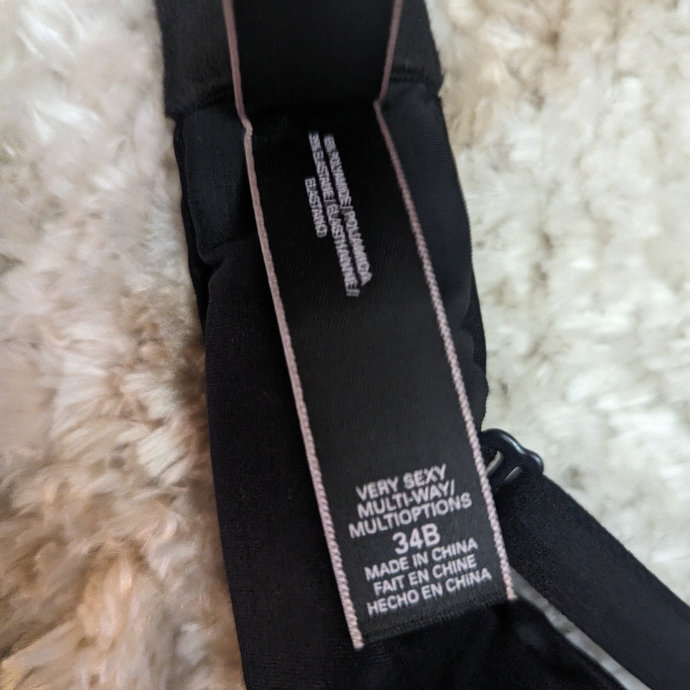 Victoria Secret bra - Picture 2 of 2